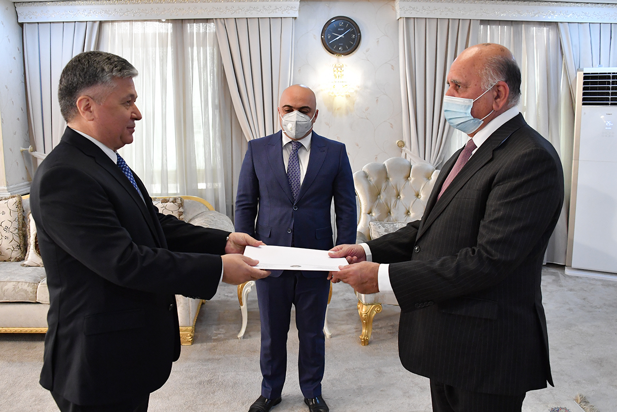 Minister Of Foreign Affairs Receives Copy Of Credentials Of Non 